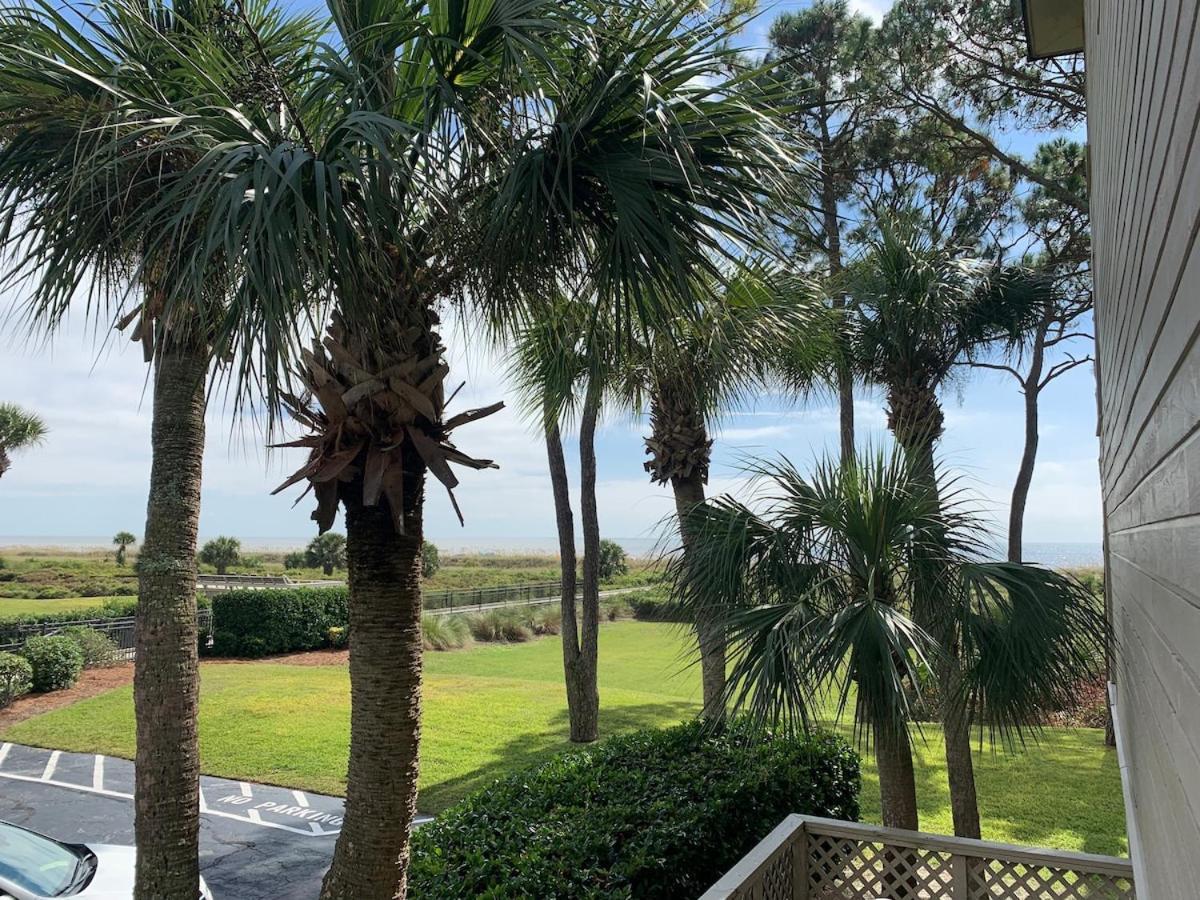 Villa Awesome 1 Bd 1 Ba With Ocean View Steps To Beach à Île de Hilton-Head Extérieur photo